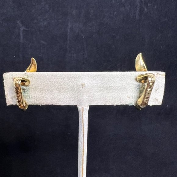 Vintage Sarah Coventry Gold Tone Amethyst Clip On Earrings (3070) - Picture 3 of 6